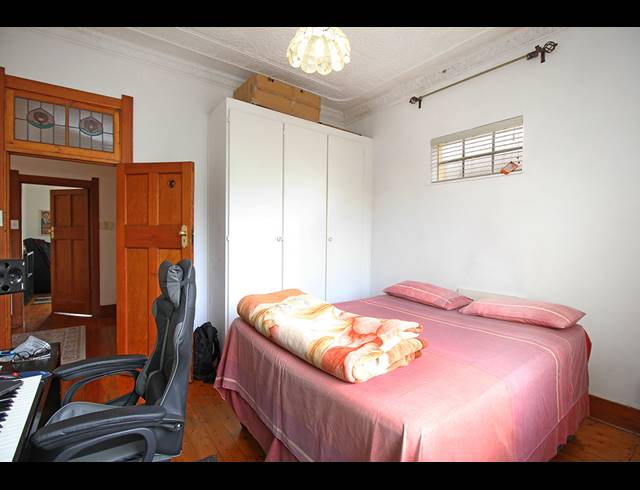 3 BEDROOM HOUSE FOR SALE IN KENSINGTON